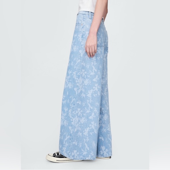 NWT GAP Mid Rise UltraSoft Baggy Jeans - Picture 3 of 6